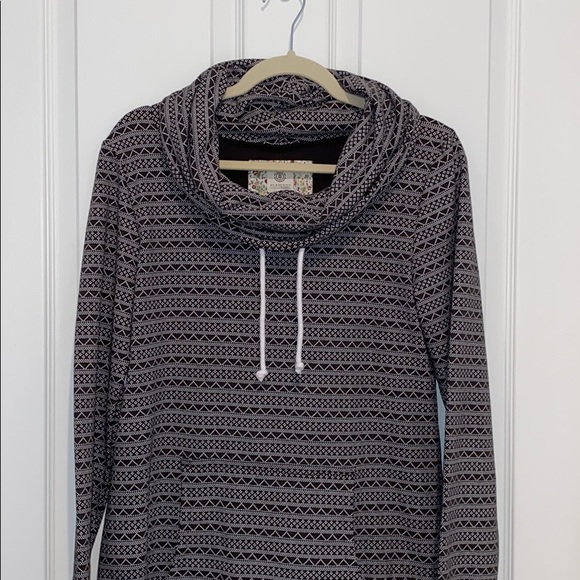 Element Eden Cowl Neck Pullover Dress With Pocket - Picture 3 of 12